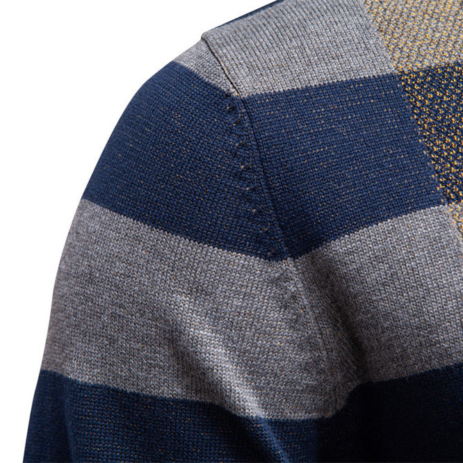 Men's round neck sweater